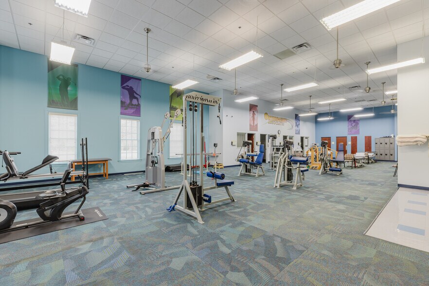 More Photos Of 619 Pointe North Blvd, Albany Medical For Sale