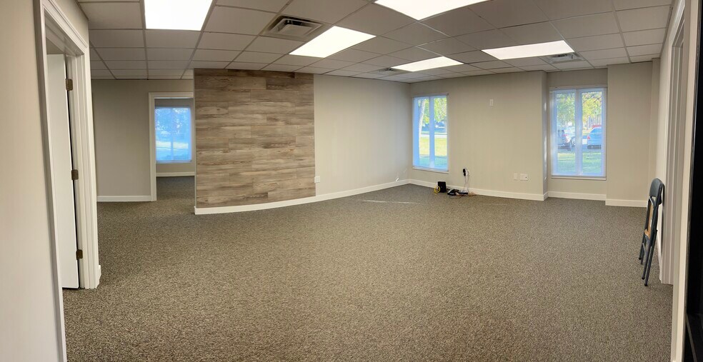 More Photos Of 610 Thimble Shoals Blvd, Newport News Unknown For Lease