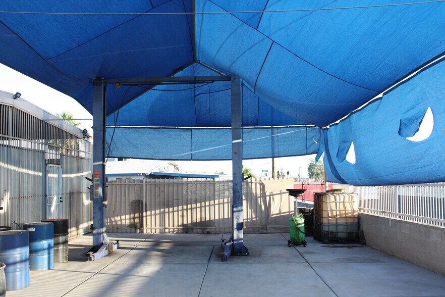 More Photos Of 9606 N Cave Creek Rd, Phoenix Auto Salvage Facility For Sale