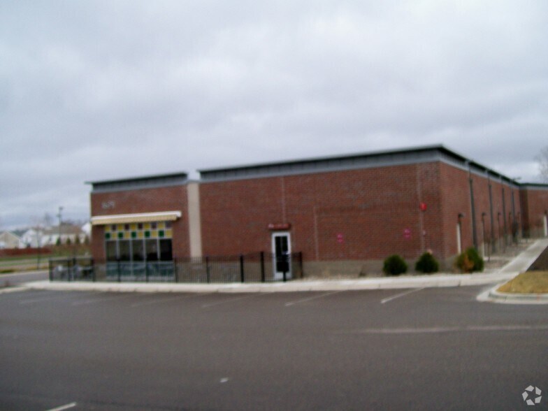 More Photos Of 1629 Lena Ct, Eagan Storefront For Lease