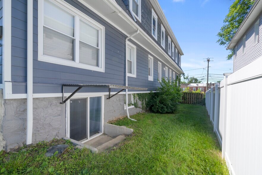 More Photos Of 2519 Liberty Heights Ave, Baltimore Apartments For Sale