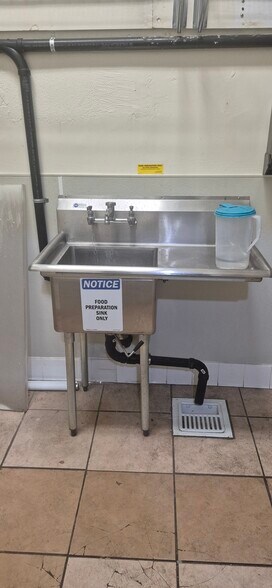 More Photos Of 2626-2630 E Cesar E Chavez Ave, Los Angeles Storefront Retail Residential For Lease