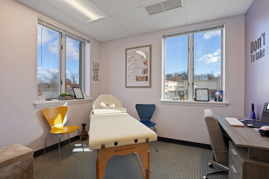 More Photos Of 794-799 Franklin Ave, Franklin Lakes General Retail For Sale