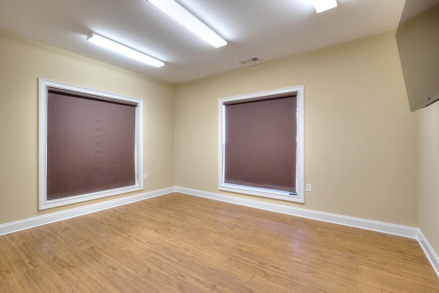 More Photos Of 2795 Main St, Snellville Medical For Lease