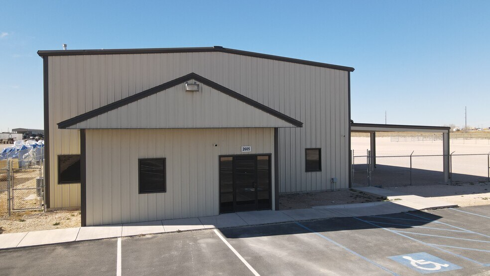 Primary Photo Of 2605 French dr, Hobbs Industrial For Lease