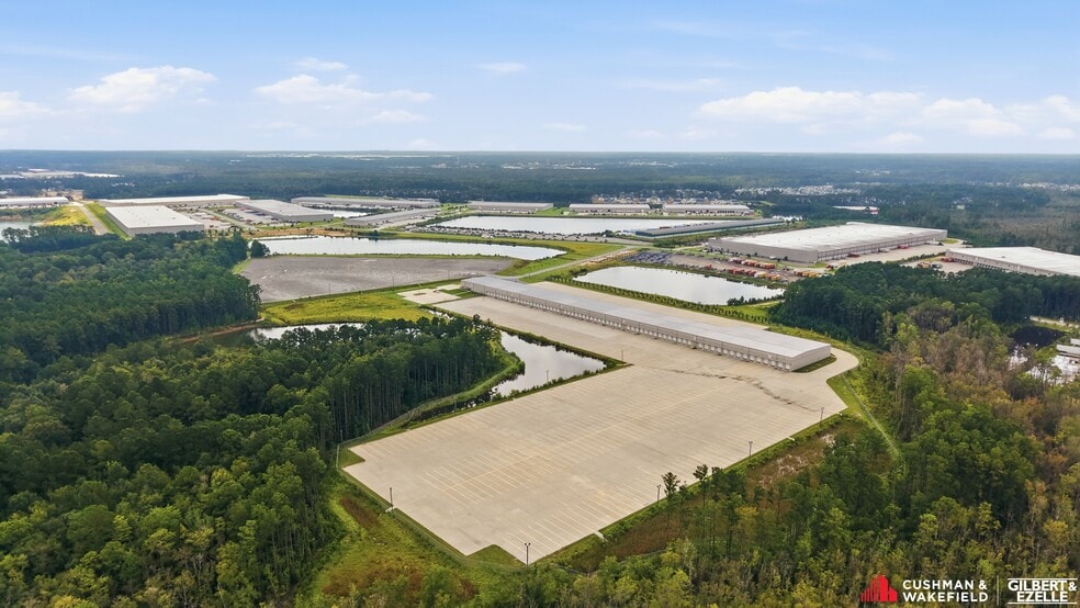 More Photos Of 421 Morgan Lakes Industrial blvd, Pooler Truck Terminal For Lease