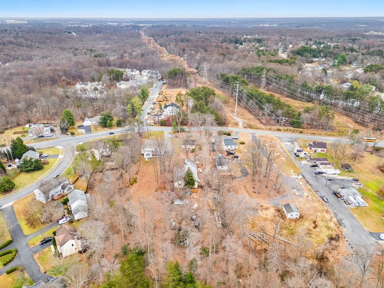 More Photos Of 8906 Hooes Rd, Lorton Specialty For Sale