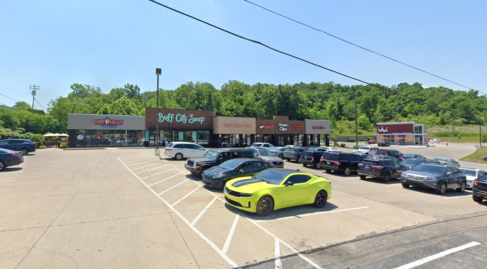 Primary Photo Of 84-96 Carothers Rd, Newport Storefront For Lease