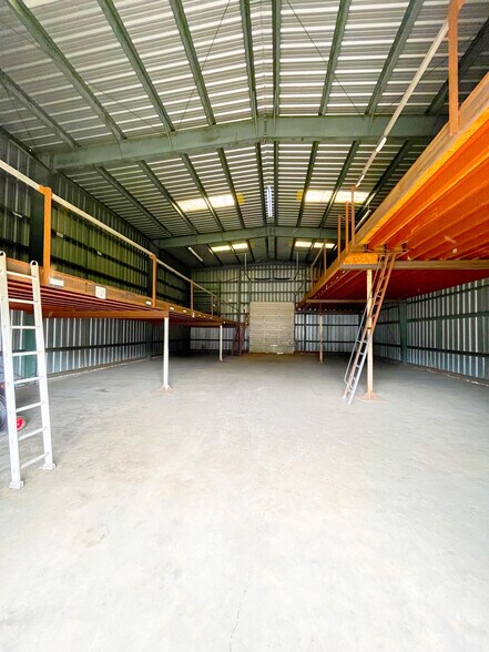 More Photos Of 1620 W Cervantes St, Pensacola Freestanding For Sale