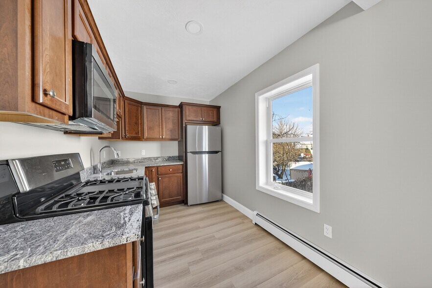 More Photos Of 165 Grant St, Fall River Apartments For Sale