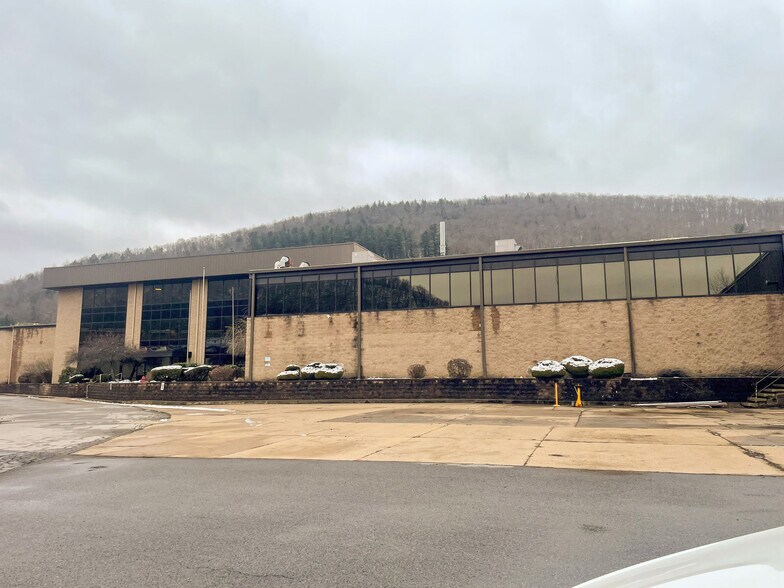 More Photos Of 1 Airport Rd, Emporium Industrial For Sale