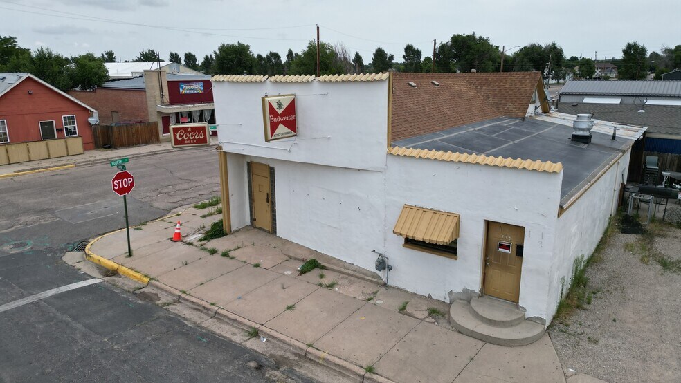 Primary Photo Of 334 Main St, Fort Lupton General Retail For Sale