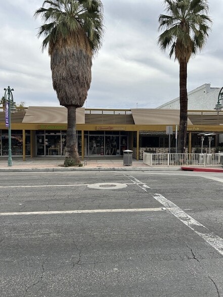 More Photos Of 252 S Palm Canyon Dr, Palm Springs Storefront Retail Office For Lease
