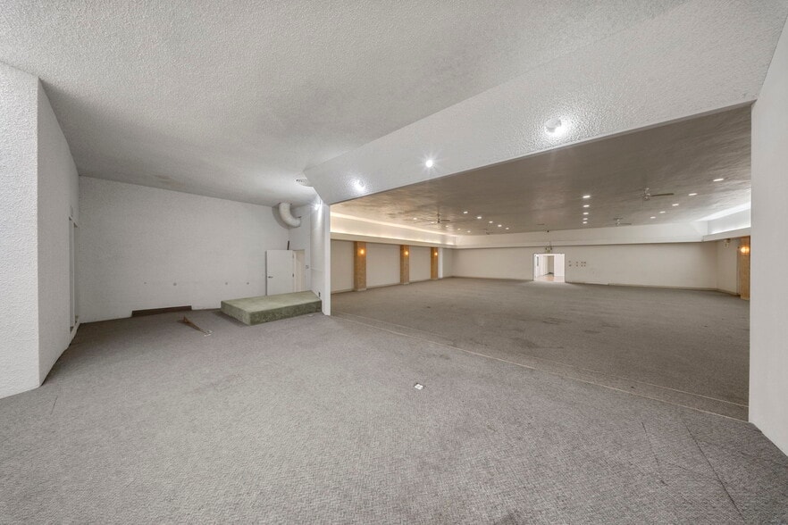 More Photos Of 701 H St, Modesto Loft Creative Space For Sale