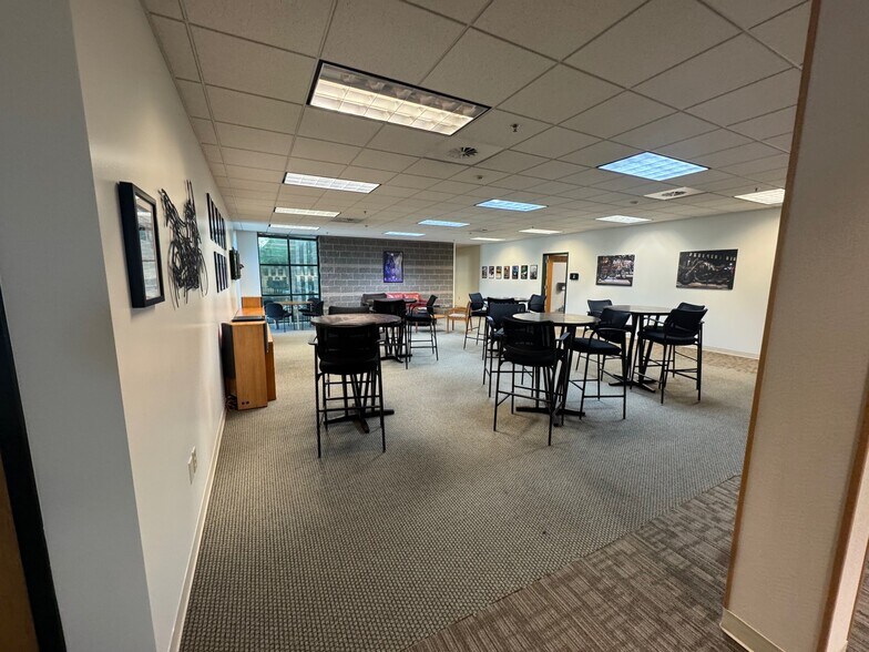 More Photos Of 3131 W 2210 S, Salt Lake City Office For Sale