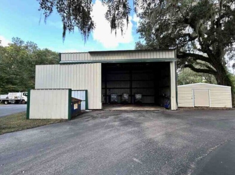 More Photos Of 14337 Annutalaga Ave, Brooksville Warehouse For Sale