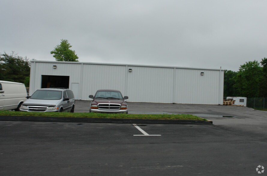 More Photos Of 114 Lafayette Ave, Laurel Unknown For Lease