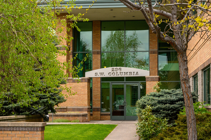 Primary Photo Of 296 SW Columbia St, Bend Office For Sale