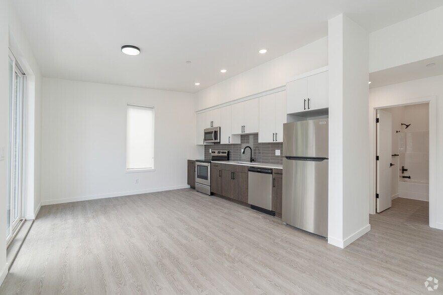 More Photos Of 3727-3755 S Hood Ave, Portland Apartments For Sale