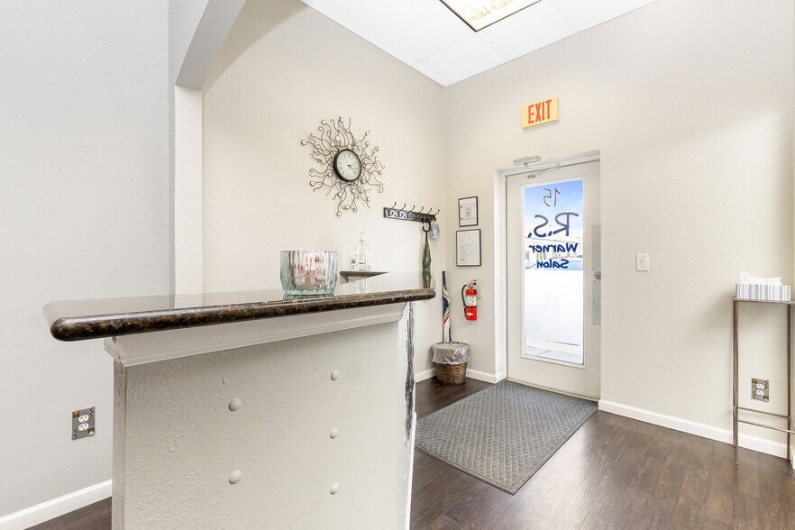 More Photos Of 20020 Veterans Blvd, Port Charlotte Office For Sale