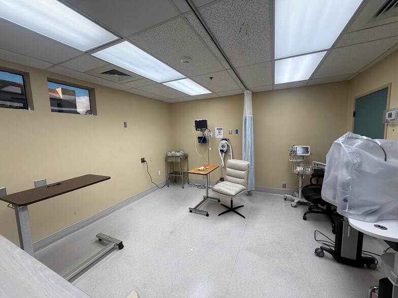 More Photos Of 1304 Ella St, San Luis Obispo Medical For Sale