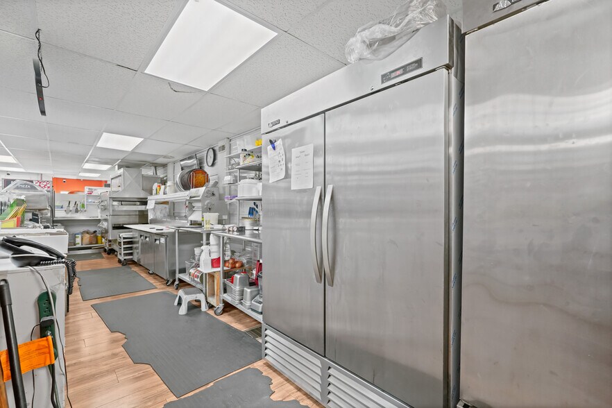 More Photos Of 401 N Main St, Polk General Retail For Sale