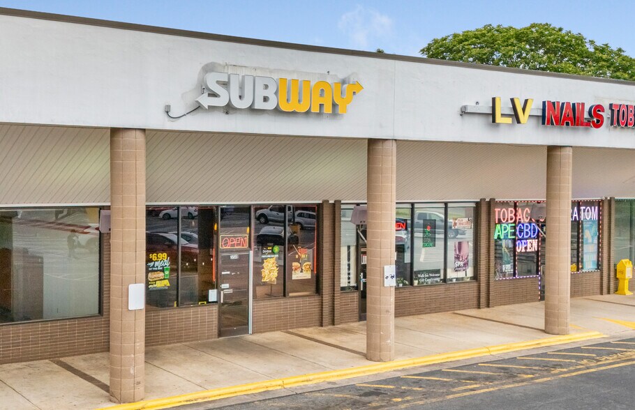 More Photos Of 338-372 N Fayetteville St, Asheboro Unknown For Lease