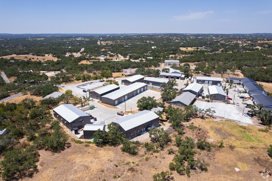 More Photos Of 15210 Fitzhugh Rd, Austin Distribution For Lease