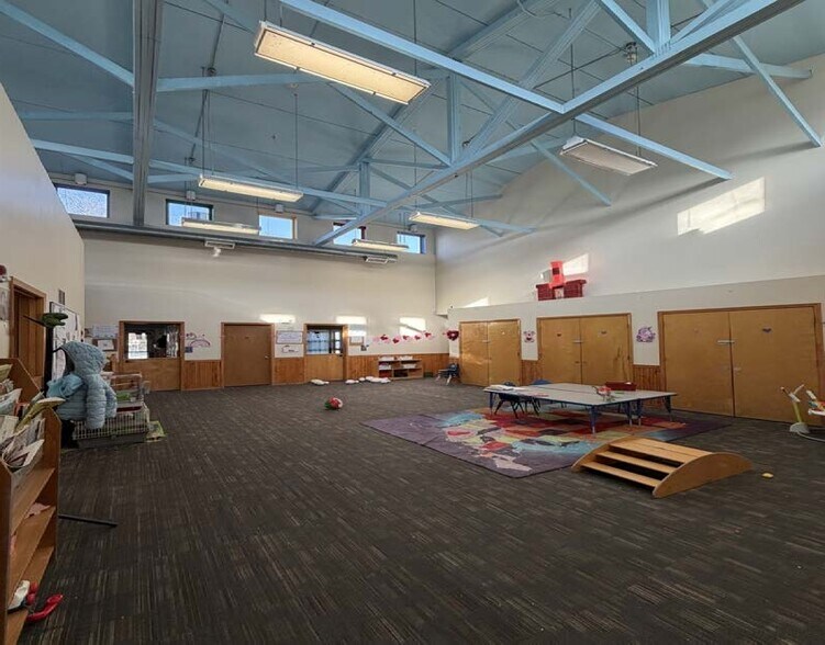 More Photos Of 4640 W 27th St, Lawrence Schools For Sale