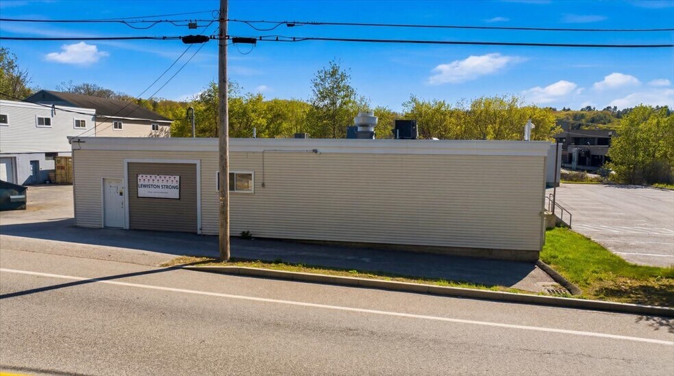 More Photos Of 551 Lincoln St, Lewiston Industrial For Sale