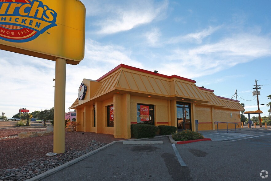 More Photos Of 7980 E Broadway Blvd, Tucson Fast Food For Lease
