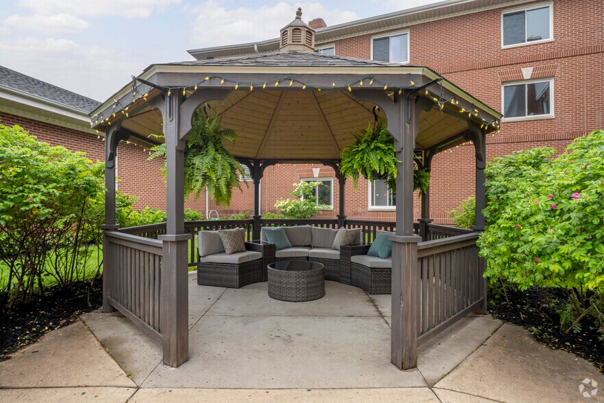 More Photos Of 605 Chase Blvd, Sun Prairie Apartments For Lease