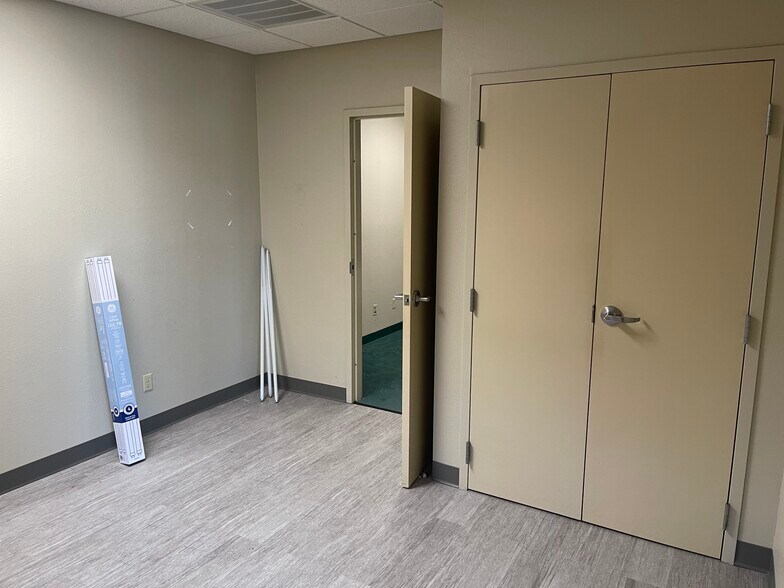 More Photos Of 4300 Grand Ave, Fort Smith Medical For Lease