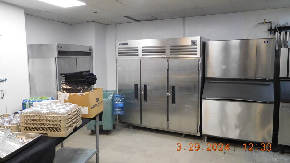 More Photos Of 3355 Procyon St, Las Vegas General Retail For Sale