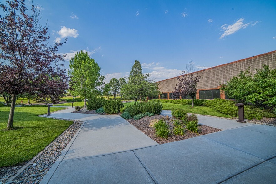 More Photos Of 1915 Aerotech Dr, Colorado Springs Office For Lease