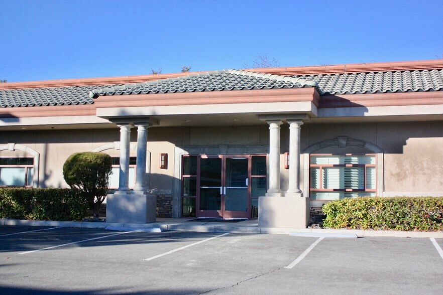 More Photos Of 650 Sierra Rose Dr, Reno Medical For Sale