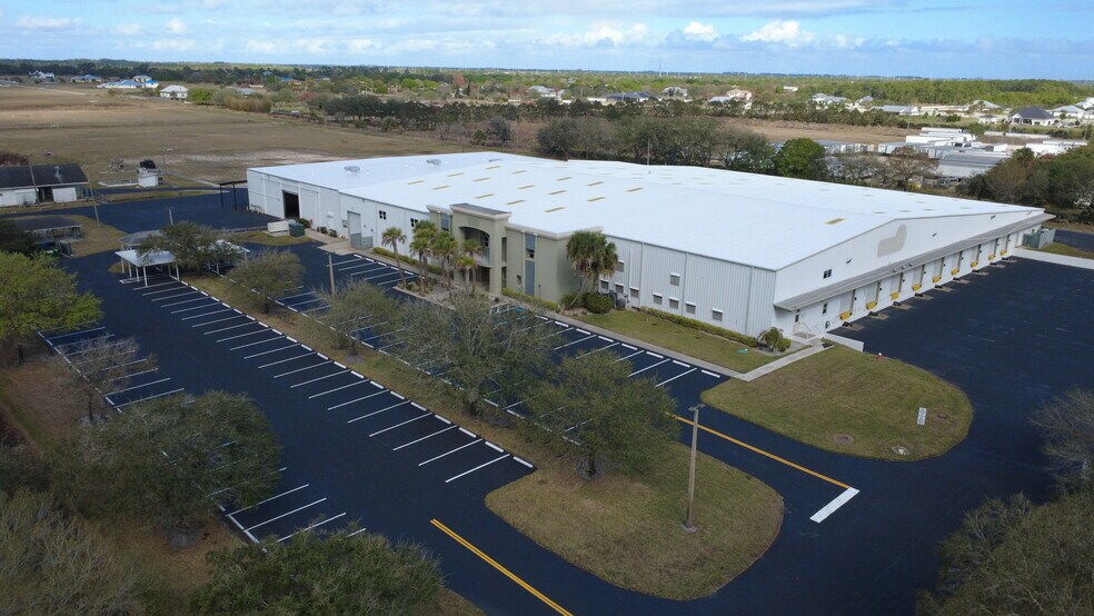 Primary Photo Of 625 66th Ave SW, Vero Beach Manufacturing For Sale