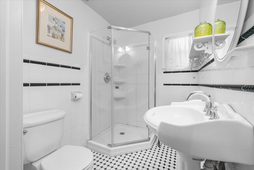 More Photos Of 5358 York Rd, Doylestown Hospitality For Sale