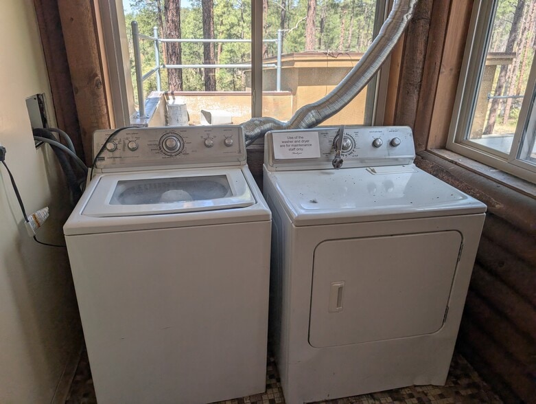 More Photos Of 101 Marapai Rd, Prescott Specialty For Sale