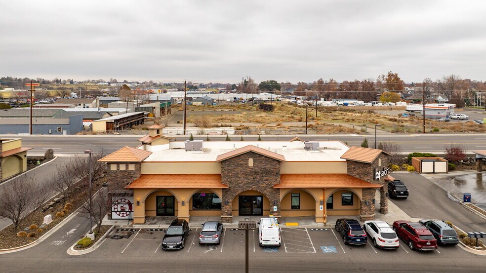 More Photos Of 1215 Aaron Dr, Richland General Retail For Lease