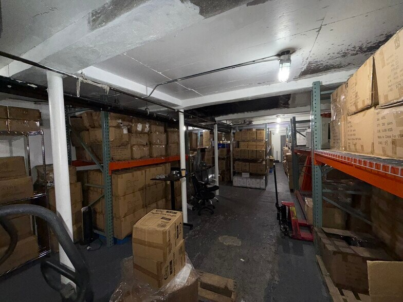 More Photos Of 142 18th St, Brooklyn Industrial For Lease