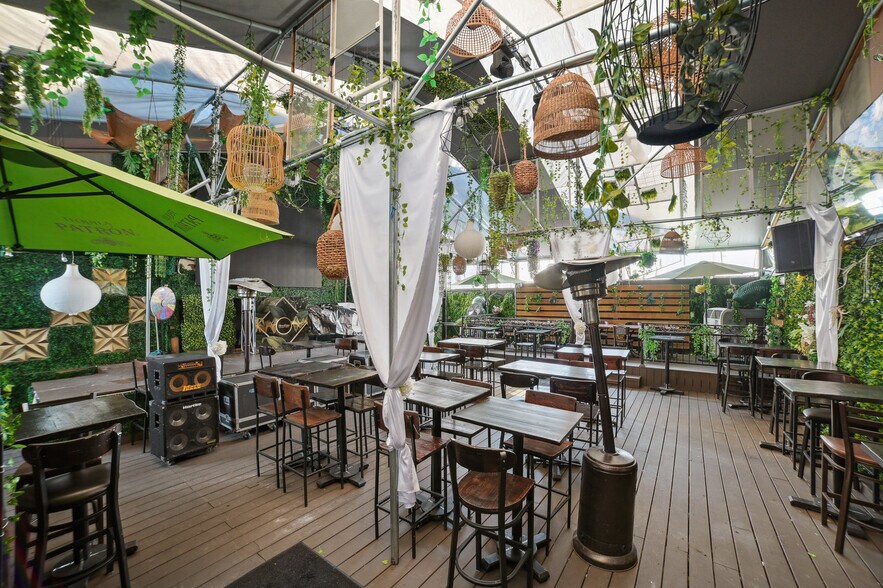 More Photos Of 487-489 21st Ave, Paterson Bar For Sale