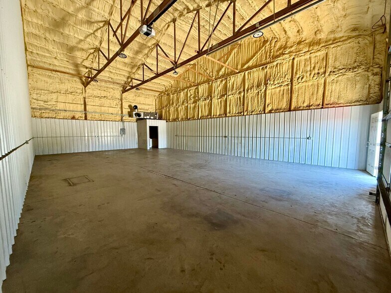 More Photos Of 122 County 9501 rd, Brookland Industrial For Lease