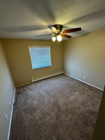More Photos Of 125 20th Ave SW, Cedar Rapids Apartments For Sale