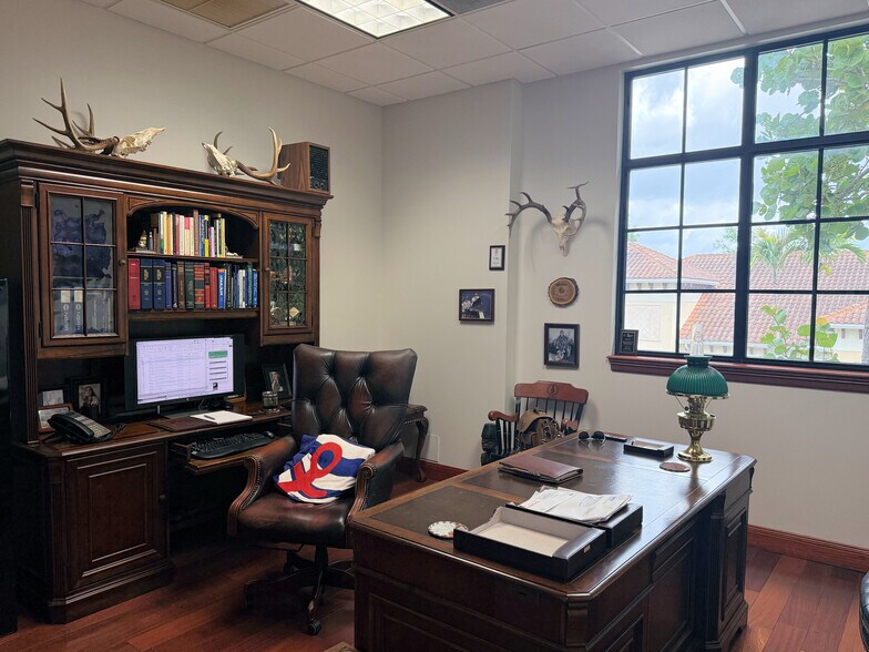 More Photos Of 1005 W Indiantown Rd, Jupiter Office For Sale