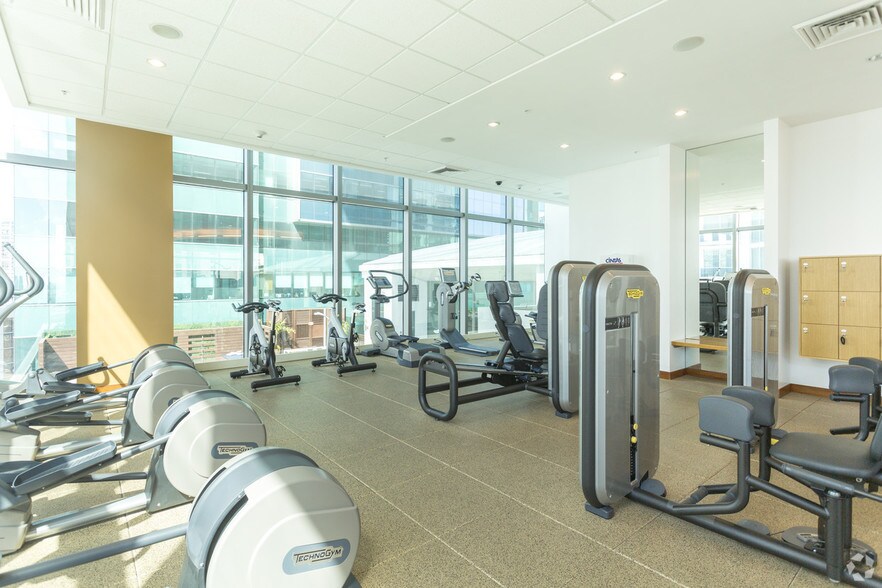 More Photos Of 333 SE 2nd Ave, Miami Office For Lease