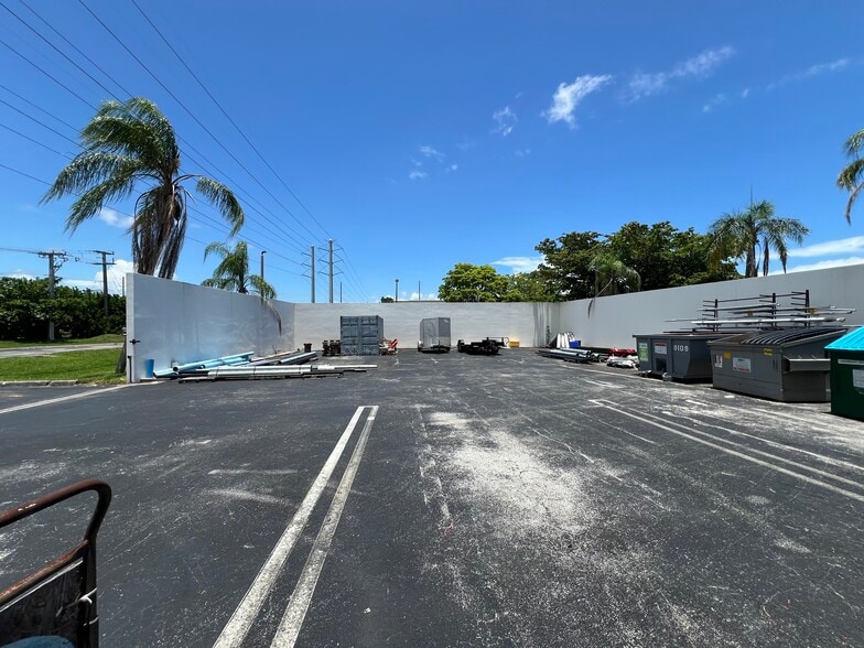 More Photos Of 5701 Village Blvd, West Palm Beach Flex For Sale