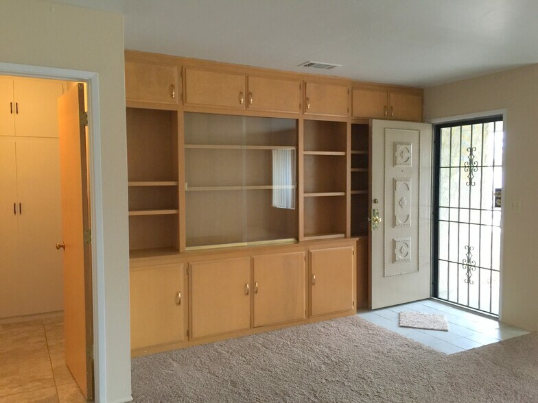 More Photos Of 491 S Simpson Ave, Hemet Multifamily For Sale