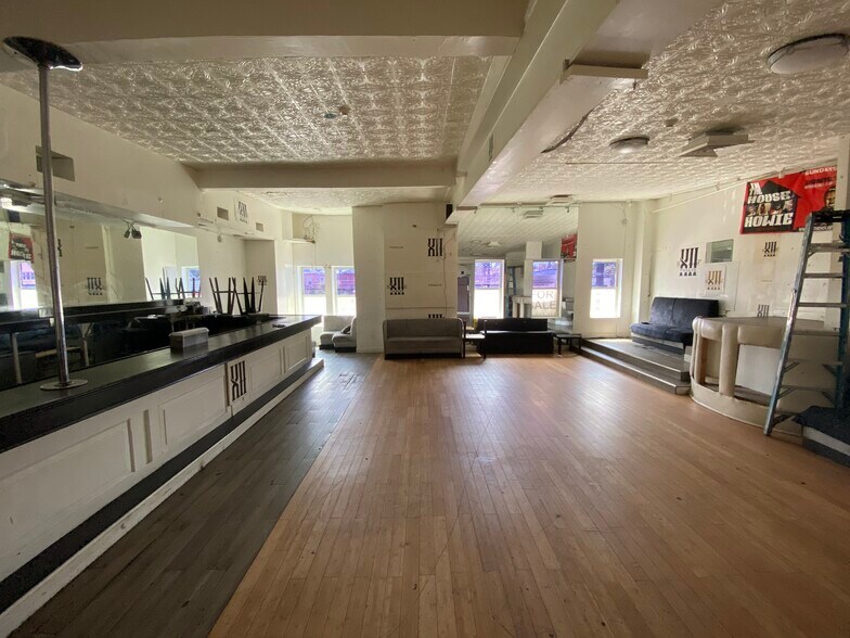 More Photos Of 1210-1212 H St NE, Washington Restaurant For Sale