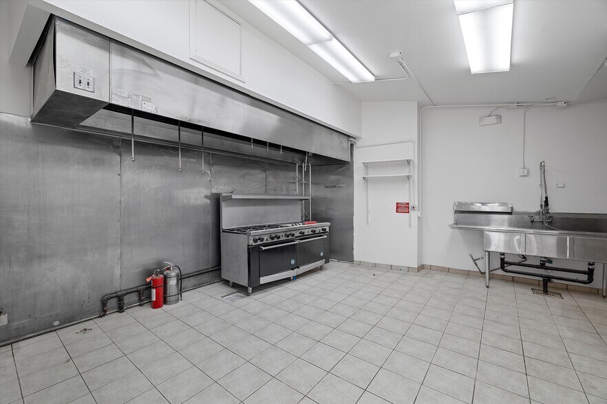 More Photos Of 721 Buol Rd, Pahrump General Retail For Sale